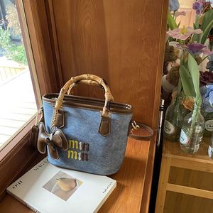 Sacs à main de luxe pour femmes, style bohème vintage, avec chaînes géométriques, fermeture éclair, bandoulière unique, design portable, résistant à l'eau - Collection 2025 - Product Image 6