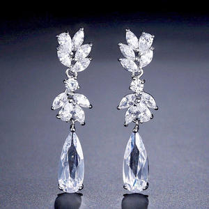 Pendientes de Cristal Pop Thru X con Forma de Flor, Corte de Pera, Engaste de Garras, Joyería de Moda Romántica para Mujer, para Bodas - Product Image 3
