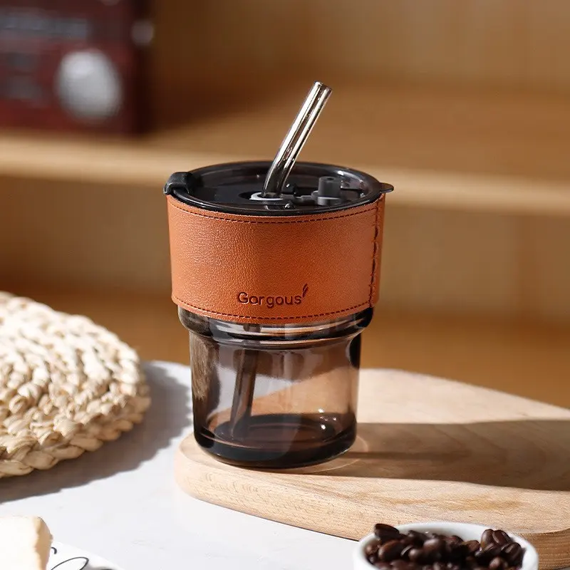 Sippy Cup avec veste en cuir Boire du jus Tasse portable Tasse à café en verre