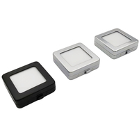 Boîte carrée en métal de 55x55x17mm avec fermeture à bouton-poussoir, fenêtre transparente, mousse réversible, pour présentation de pierres précieuses et diamants en vrac, pour bijoux