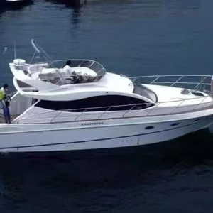 Yacht de luxe en fibre de verre de 45 pieds - Product Image 1