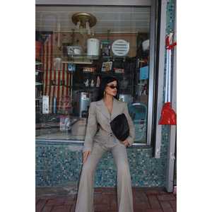 Conjunto de Pijama y Bata Gigi para Mujer, Cómodo y Elegante, de la Marca Cream Team - Product Image 1