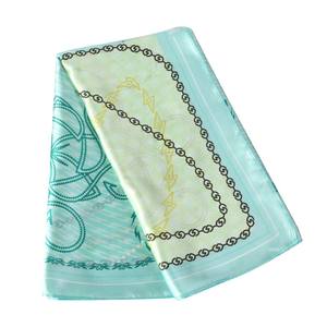 وشاح حرير مربع مزدوج الجانب بطباعة رقمية من شركة تصنيع المعدات الأصلية وشاح حرير صيفي فاخر أنيق 90*90 - Product Image 4