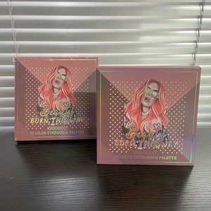25 colores sombra <span class=keywords><strong>de</strong></span> ojos fábrica directa <span class=keywords><strong>Card</strong></span> <span class=keywords><strong>Captor</strong></span> <span class=keywords><strong>Sakura</strong></span> patrón personalizado impermeable alto pigmento nacarado mate <span class=keywords><strong>grande</strong></span> lentejuelas regalo - Product Image 1