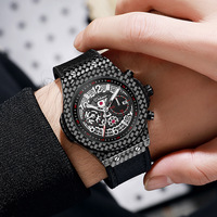 Luxuriöse Skelett-Automatikuhr mit Karbonfaser-Gehäuse und Silikonarmband, Offene Mechanik-Armbanduhr