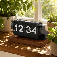Wiederaufladbare Automatische Tisch-Klappuhr mit Holzsockel, Timer/Alarm/Kalender, Retro Vintage Design, USB-C Aufladung # HY-D002-W
