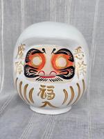 Figurines en bois gravées personnalisées faites à la main, figurines de Bodhidharma, chat porte-bonheur Maneki Neko, cadeau écologique, décoration de la maison