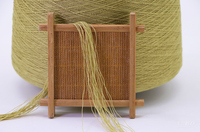 Fil à tricoter et à broder en viscose ignifuge mélangée pour le tricot à la main et la broderie