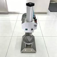 Commerciële automatische kokosnoot diamant-schilmachine verticale snijmachine voor verse producten in de productielijn