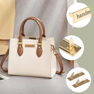 Etiquetas metálicas hechas a mano, etiquetas de ganchillo para artículos hechos a mano con etiquetas rectangulares de aleación, etiquetas multiusos hechas a mano para costura I - Product Image 4