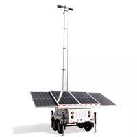 Tour de projecteur sur remorque ECOSOLAR à énergie solaire, 15 m, avec habitation fermée pour 4 projecteurs LED, en acier galvanisé, modèle blanc