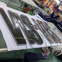 Lettres murales 3D rétroéclairées en acier inoxydable miroir titane noir, étanches IP65, pour enseignes publicitaires d'entreprise, d'hôpital ou de porte