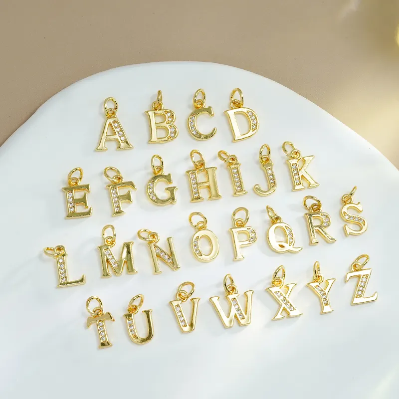 Novedad en abalorios del alfabeto de la A LA Z, colgantes de collar con letras iniciales chapadas en oro y metal de cobre con circonita cúbica para la fabricación de joyas DIY