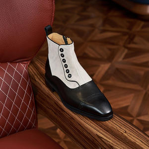 Chaussures décontractées rétro britanniques pour hommes, fabriquées à la main, bottes en cuir rétro britanniques classiques pour hommes - Product Image 6