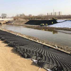50mm 75mm HDPE Geocell Ground Grid Paver <span class=keywords><strong>Stabilisateur</strong></span> <span class=keywords><strong>de</strong></span> <span class=keywords><strong>gravier</strong></span> en <span class=keywords><strong>nid</strong></span> <span class=keywords><strong>d</strong></span>'<span class=keywords><strong>abeille</strong></span> pour le renforcement des chaussées et des allées routières - Product Image 3