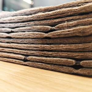 Nhà Máy Bán Hàng Trực Tiếp 100% Polypropylene Màu Xám Cao Dầu Và Chất Lỏng Hấp Thụ Mục Đích Chung Thấm Pad Phổ Thấm Mat - Product Image 2