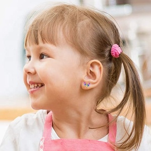 Boucles d'oreilles clous en acier inoxydable pour petites filles, motif fleur et cœur émaillé, design doré, mignonnes et élégantes, pour enfants - Grande Vente - Product Image 3