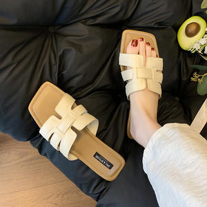 Sandales plates décontractées d'été pour femmes, style nouveau, confortables, pour l'extérieur, grande taille 41-45, largeur large, couleur unie, tongs de plage - Product Image 3