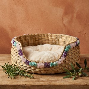 سرير حيوانات أليفة منسوج من الروطان مع زخارف كريستالية، صديق للبيئة ومريح للنوم، قابل للتخصيص، مناسب للكلاب والقطط - Product Image 4