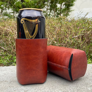 レザー缶クーラー クージー レザーレット缶ホルダー PUレザー クージー マグネット付き カップホルダー ビールスタビーホルダー 缶クージー スリーブ USA - Product Image 1