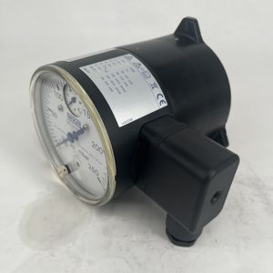 통합 작동 압력 표시가있는 <span class=keywords><strong>Wika</strong></span> 차압 게이지 (DELTA-plus) 모델 DPG40 - Product Image 2