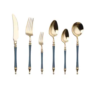 Romeinse Kolom Europa Ontwerp Steak Vork En Mes Goud 304 Rvs Lepel Set Voor Gift Koffielepel 5 Pcs sets Bestek Set