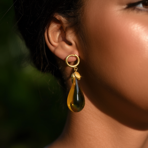 Boucles d'oreilles pendantes tendance en acier inoxydable 316L plaqué or PVD, design goutte d'eau durable et résistant - Product Image 3