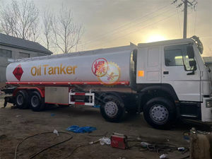 Réservoir de carburant KATE HOWO NX371 4*8 Sinotruk 371hp 10000-45000 Litres, citerne à essence, transport d'énergie, réservoir d'huile HOWO 371 - Product Image 6