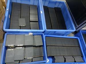 Оптовая продажа низкоскоростных твердотельных накопителей 2.5" SATA III с разной скоростью, SSD 120/128 ГБ, внутренние восстановленные SSD, б/у внешние недорогие SSD - Product Image 1