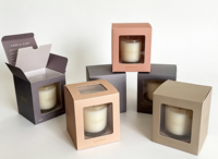 Boîtes d'emballage minimalistes pour bougies avec fenêtre transparente, personnalisables pour les bougies à la cire de soja et les bougies parfumées