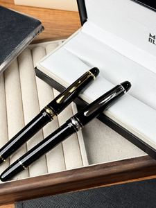 Juego de bolígrafo de pluma estilográfica de plástico Premium de lujo clásico, ancho de escritura de 1,0mm, diseño cónico elegante en oro y plata - Product Image 3