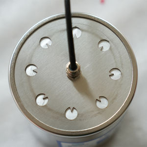 طفاية حريق إلكترونية تعمل بالرش 250 جرام من الفئة C مثبتة على الحائط للخزائن الكهربائية توفر حماية حتى 2.5 متر - Product Image 4