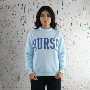 Sudadera con Capucha de Forro Polar Azul Cielo para Enfermera, Bordado con Apliques Azul Marino, Transpirable, de Secado Rápido, Invierno, URBAN PRODUCTIONS - Product Image 1