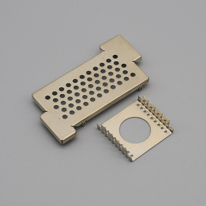 Cubierta de Protección de Acero Inoxidable Hecha a Medida de 19.7x24.75x2.7mm para Aplicaciones Táctiles, Blindaje RF Conductivo Sin Ventilación - Product Image 4