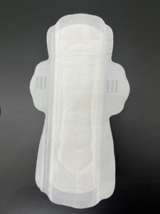 Serviettes hygiéniques ultra-fines en coton biologique respirant pour peaux sensibles, super absorbantes, avec ailettes, super douces, 8 pièces - Product Image 4