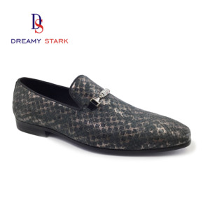 Tige de chaussure rétro faite à la main, durable, à motif spécial, avec logo personnalisé en cuir de vachette imitant la texture de la peau de <span class=keywords><strong>serpent</strong></span> - Product Image 1