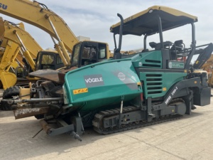 VGELE Super 2100-2 Pavimentadora de Asfalto Montada sobre Orugas, Equipo de Construcción de Carreteras con Motor, 2000 kg - Product Image 3