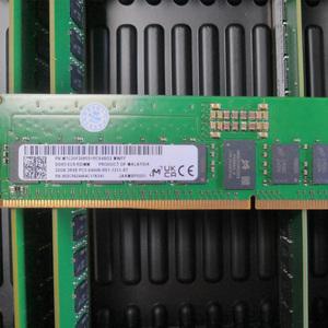 เมมโมรี่สติ๊กระบบตั้งโต๊ะ DDR5โมดูลสีเขียวขนาดเล็กชิป adie M-Series คุณภาพสูง MTC20F2085S1RC64BD2 6400MHz 32GB Stock Server M - Product Image 3