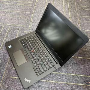 Portátil Empresarial ThinkPad E470 Usado con Intel I5, 16GB, SSD de 256GB, Pantalla Táctil de 14 Pulgadas y Teclado en Inglés - Product Image 3