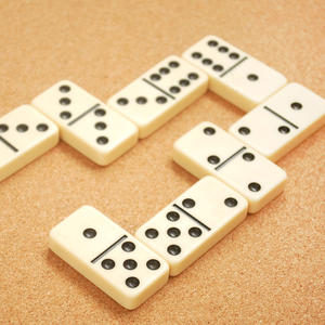 Vente flash - Jeu de dominos personnalisé résistant à l'usure et imperméable pour les jeux en intérieur et en extérieur - Product Image 5