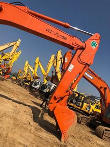 HITACHI รถขุดตีนตะขาบ210-3 21Ton มือสอง100% จัดส่งทั่วโลกพร้อมใช้งาน R215-9 R215VS - Product Image 3