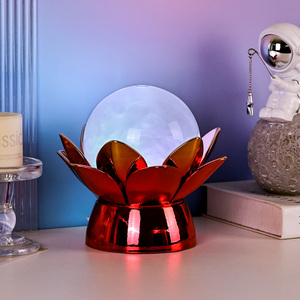 Lámpara Nocturna Creativa de Bola de Cristal LED 3D con Cambio de Color, Material de PC, Diseño Moderno, Funciona con Pilas AAA, Encantadora Nube de Loto - Product Image 2