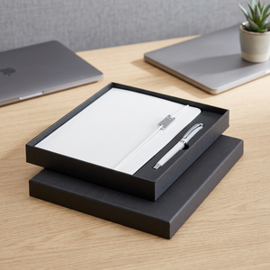 Elegante Set de Regalo Empresarial Legato, Cuaderno Formato A5 con Tapa Dura y Bolígrafo de Rodillo - Product Image 2