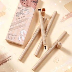 Set di 4 <span class=keywords><strong>Eyeliner</strong></span> <span class=keywords><strong>a</strong></span> Doppia Punta con Timbro, Colorati, Impermeabili, <span class=keywords><strong>Lunga</strong></span> Durata, con Stelle, Cuori e Farfalle per Trucco Festivo - Product Image 5