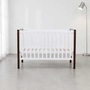 Culla Moderna in Legno di Pino Massiccio Regolabile in Altezza a 3 Posizioni per Neonati e Bambini da 0-3 Anni - Product Image 1