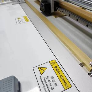 เครื่องเซาะร่องวีกึ่งอัตโนมัติ เครื่องตัดแบบใช้ลมสำหรับทำกล่องแข็ง เครื่องตัดมุมสำหรับกระดาษแข็ง - Product Image 6