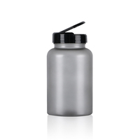 Flacon cylindrique industriel de 250 ml en PET mat gris avec impression sérigraphique et bouchon à vis