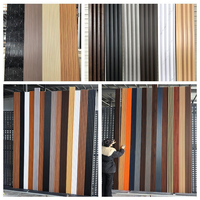 Panneaux muraux décoratifs en PVC rainurés pour aménagement intérieur commercial, imperméables, pour villas et appartements de luxe