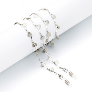 Venta al por mayor de anteojos con forma de concha de aleación de cobre y metal, joyería de plata para <span class=keywords><strong>gafas</strong></span> de lectura, <span class=keywords><strong>cadena</strong></span>, accesorio para <span class=keywords><strong>gafas</strong></span> de sol, cuerda - Product Image 1