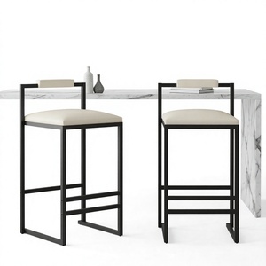 Juego de 2 Taburetes de Bar de Piel Sintética, Sillas Tapizadas con Estructura Metálica, Muebles Modernos para Barra de Cocina, Isla de Cocina, Bar en Casa - Product Image 4